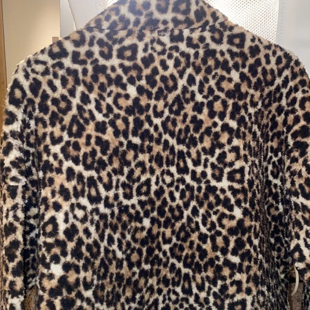 Lightly worn jacket - Picture 3 of 4
